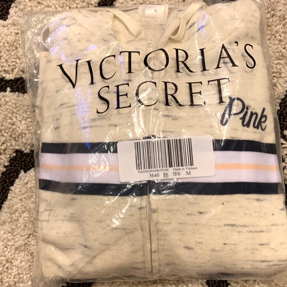 VS PINK FULL ZIP HOODIE - NEW ONLINE PACKAGING - Picture 6 of 6
